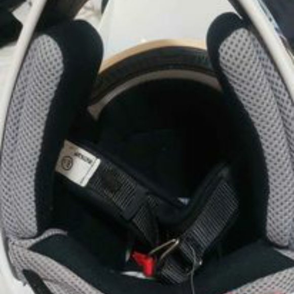 Shark off road helmet - Picture 7 of 7